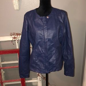 Gorgeous EUC faux leather coat